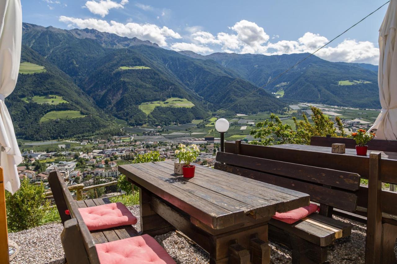 Gasthof Falkenstein Naturns Exterior photo